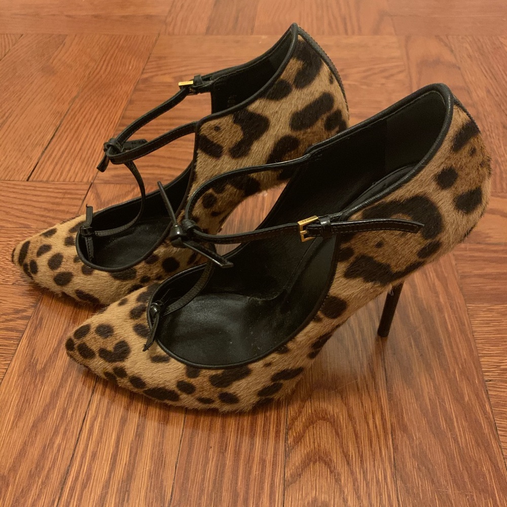Gucci Beverly Leopard Pony Hair T Strap High Pumps